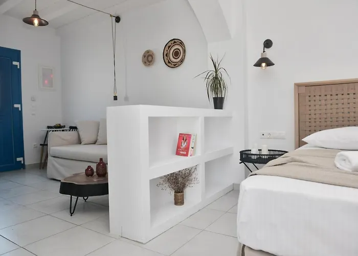 Blue Paradise Naxos City